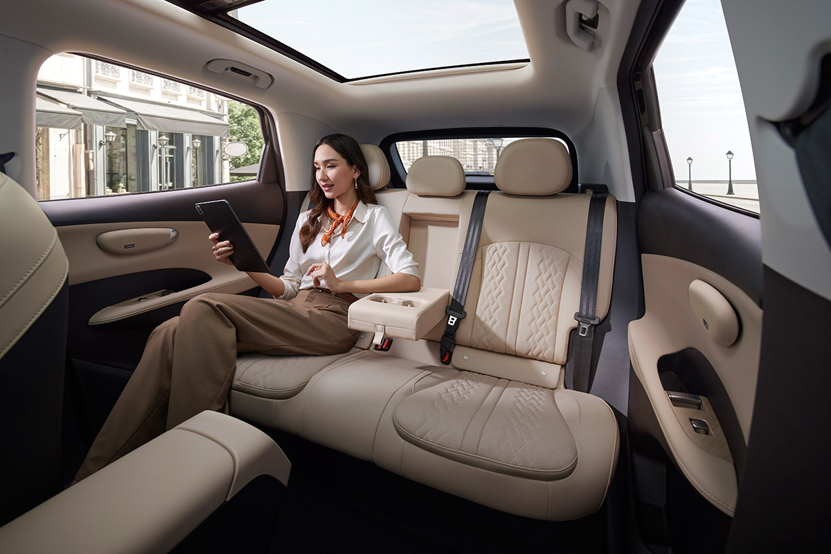 Best‑in‑class premium comfort cabin
